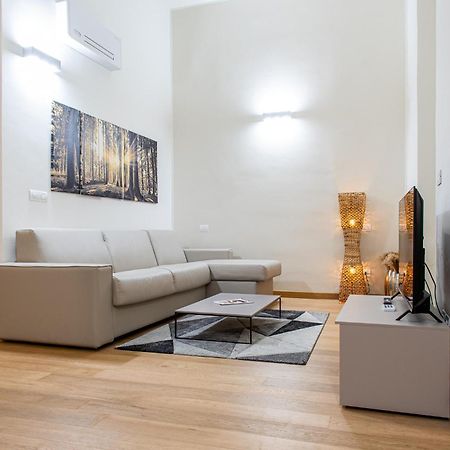 Apartamento Il Bosco Segreto, Dove Magia E Storia Si Fondono Turín Exterior foto